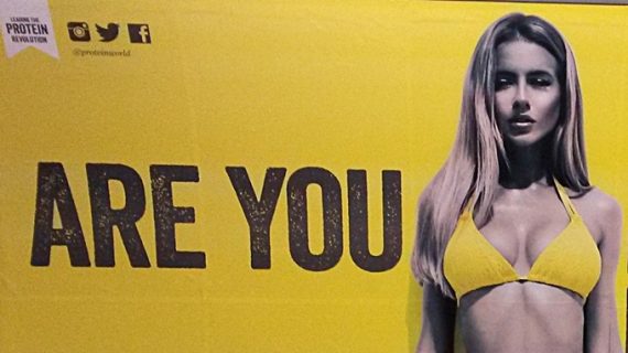 Reklama Are You Beach Body Ready reklama London podzemna željeznica kampanja
